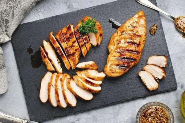 Giảm cân bằng ức gà trong 1 tuần: Thực đơn và cách áp dụng hiệu quả