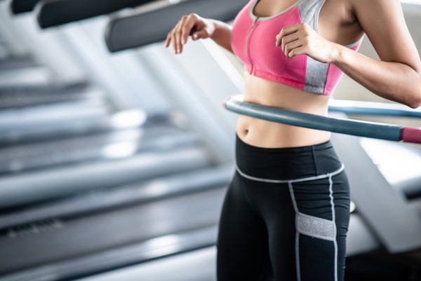 Cách giảm mỡ bụng bằng lắc vòng hiệu quả tại nhà